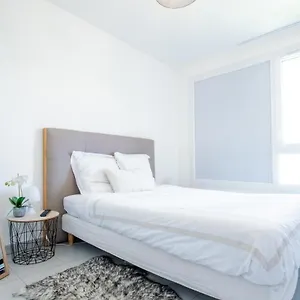 le-metropole-check-in-h24-wifi.hotels-rhonealpes.com/